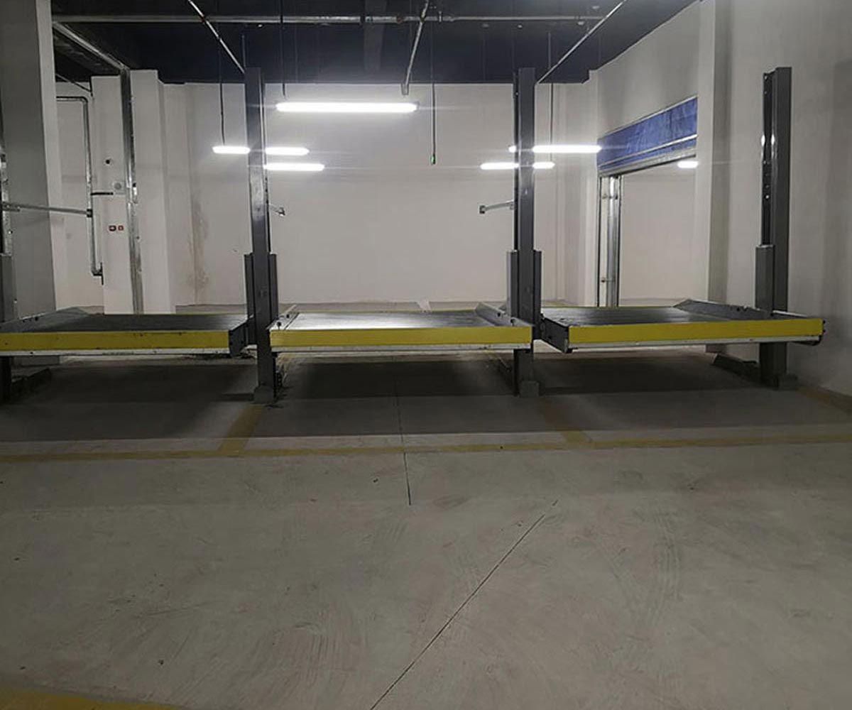 梁平区2层机械式立体停车设备改造